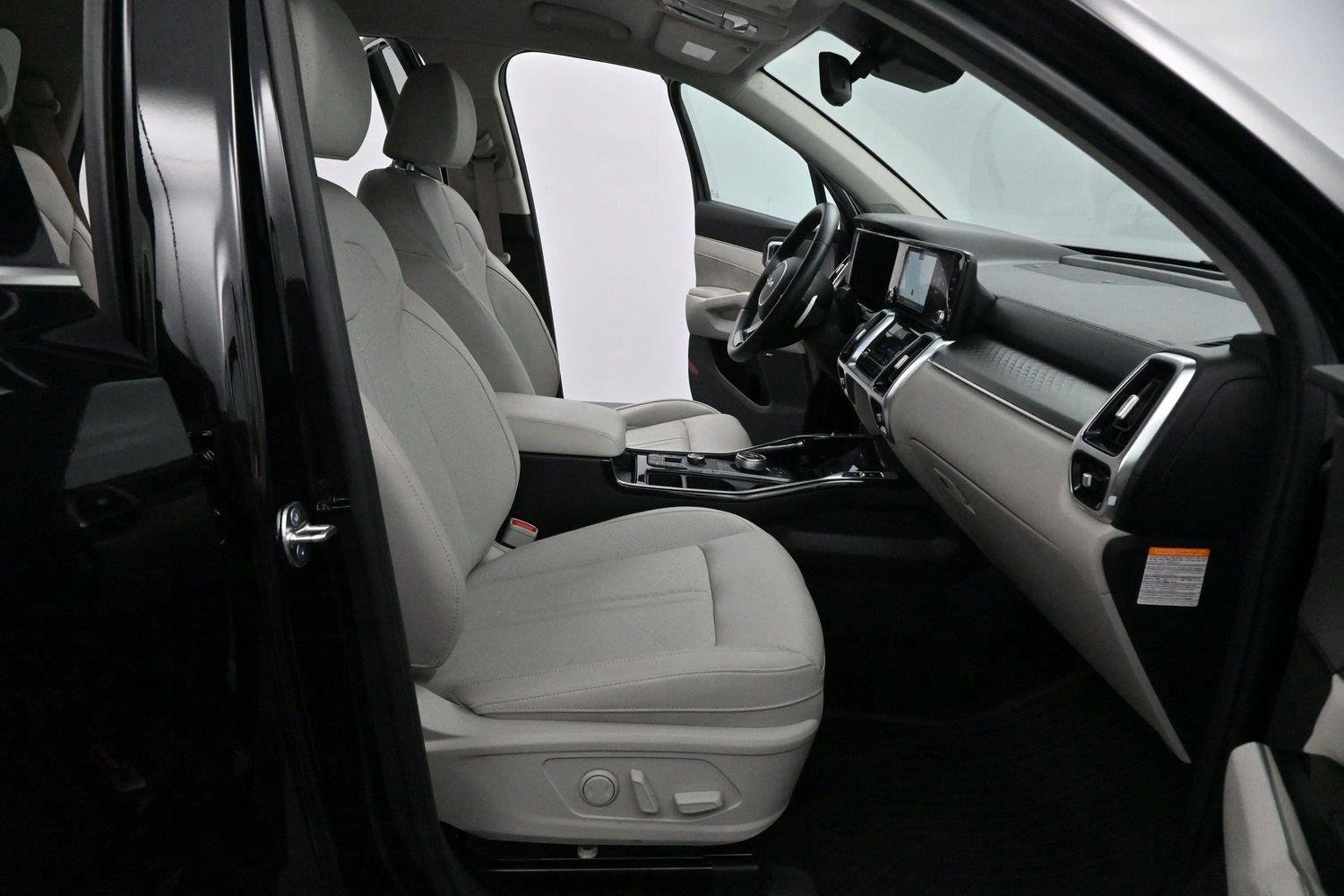 Used 2023 Black Kia SX Prestige image 36