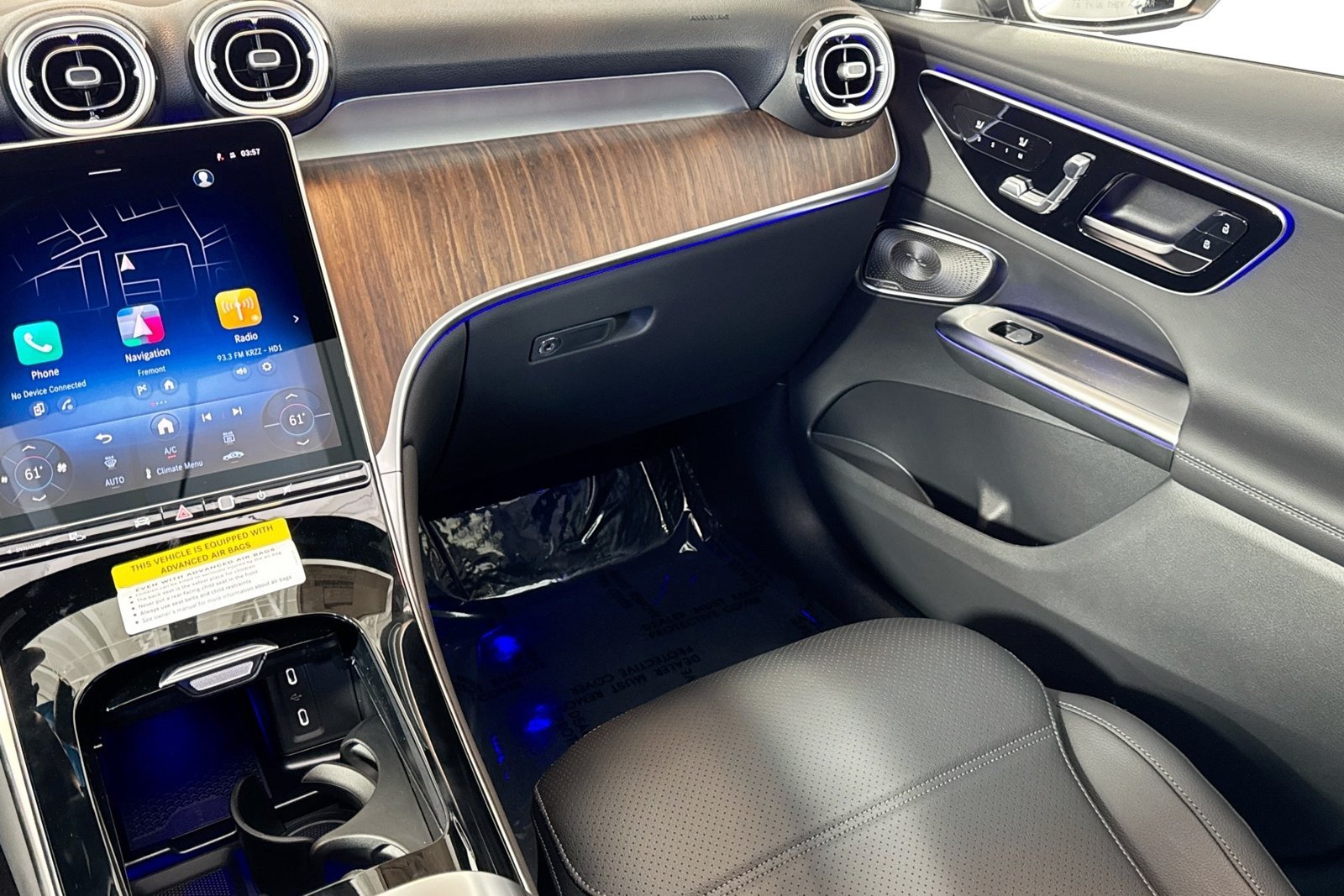 New 2026 Black Mercedes-Benz GLC 300 image 21