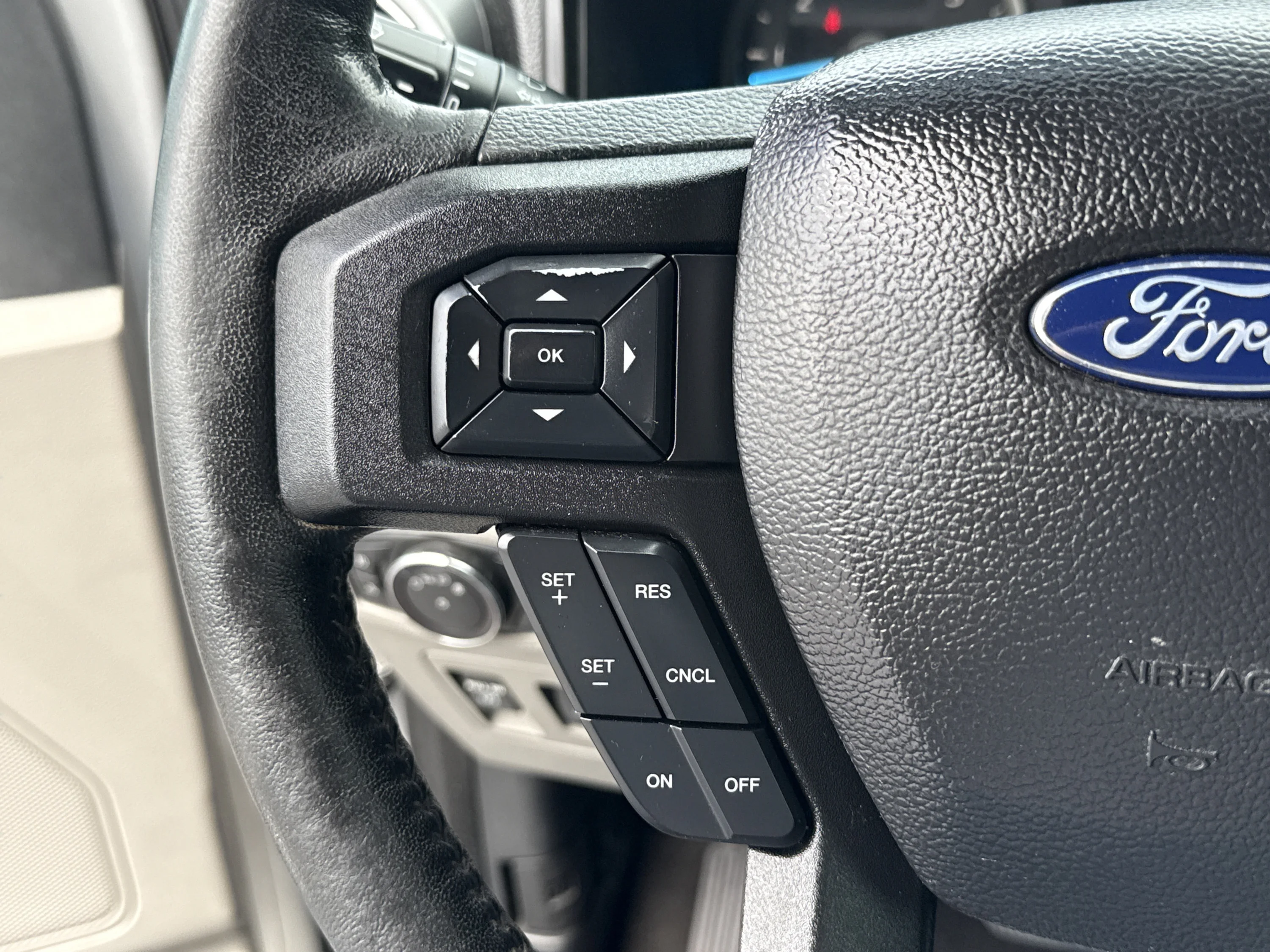 Used 2019 Ingot Silver Metallic Ford XLT image 40