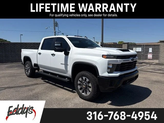2024 Chevrolet Silverado HD Custom Crew Cab Standard Box's photo