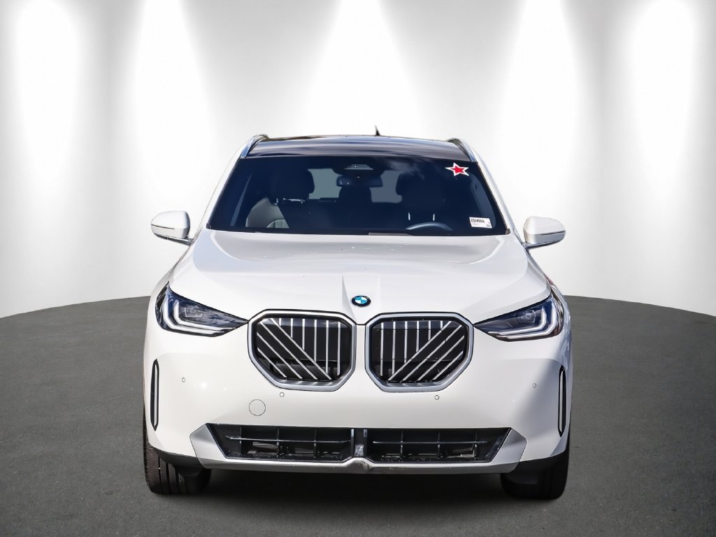 2026 BMW X3 photo 2