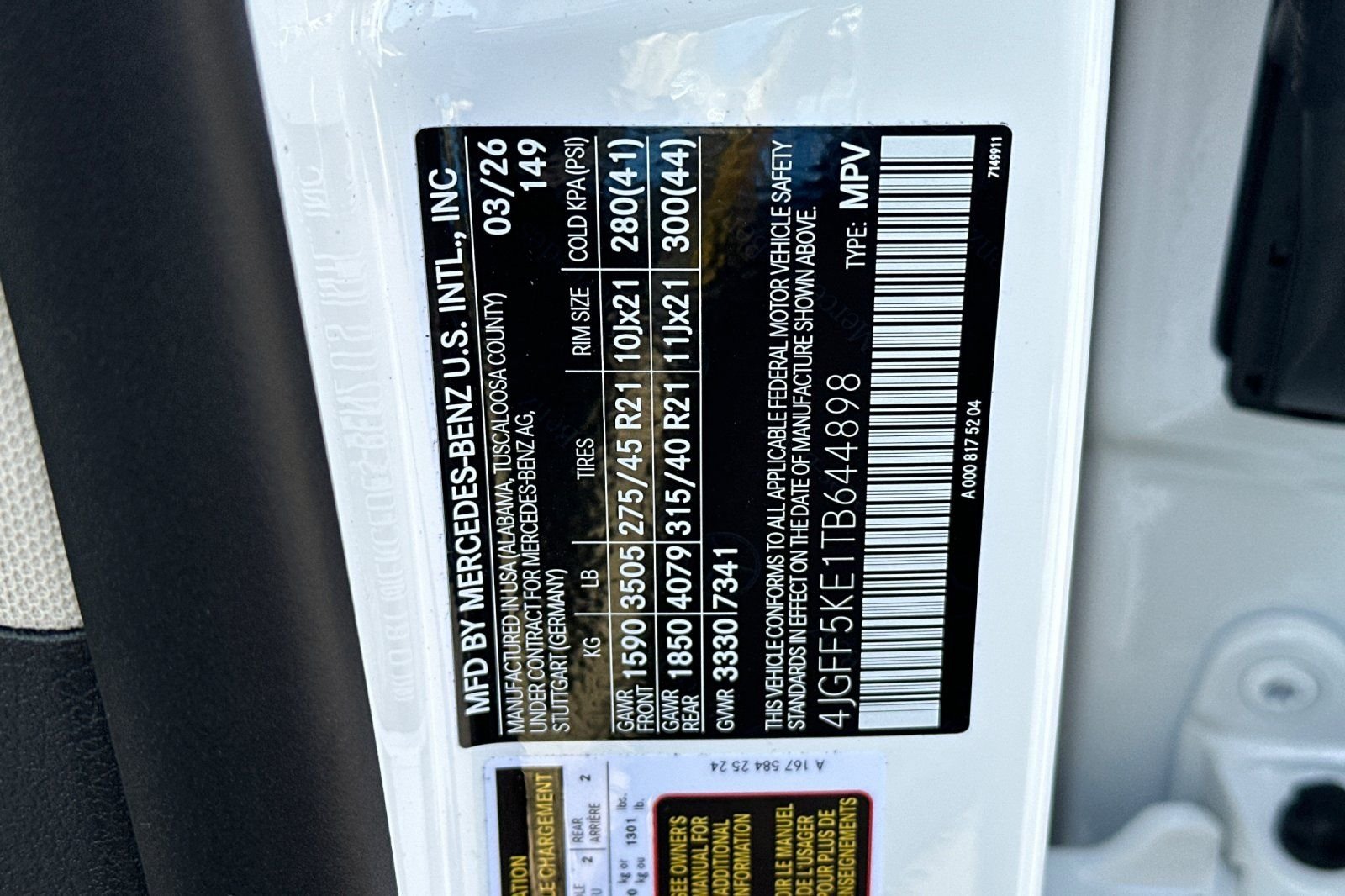 New 2026 White Mercedes-Benz GLS 450 image 29