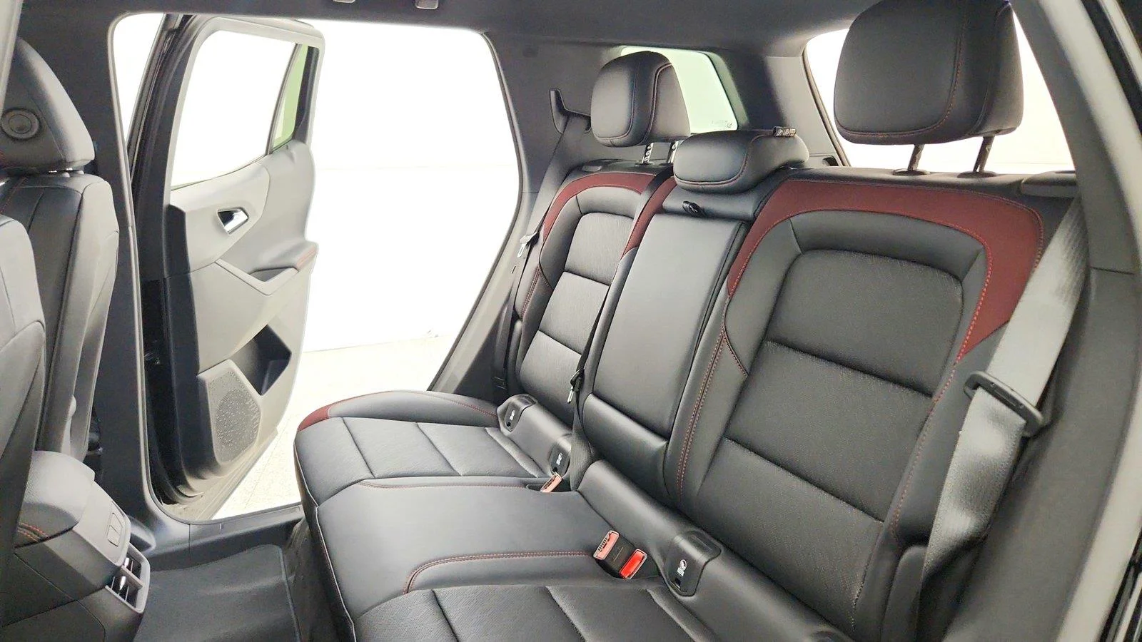 2027 Chevrolet Equinox RS - Photo 23