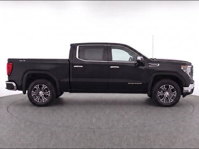 2026 GMC Sierra 1500 SLT - Photo 8