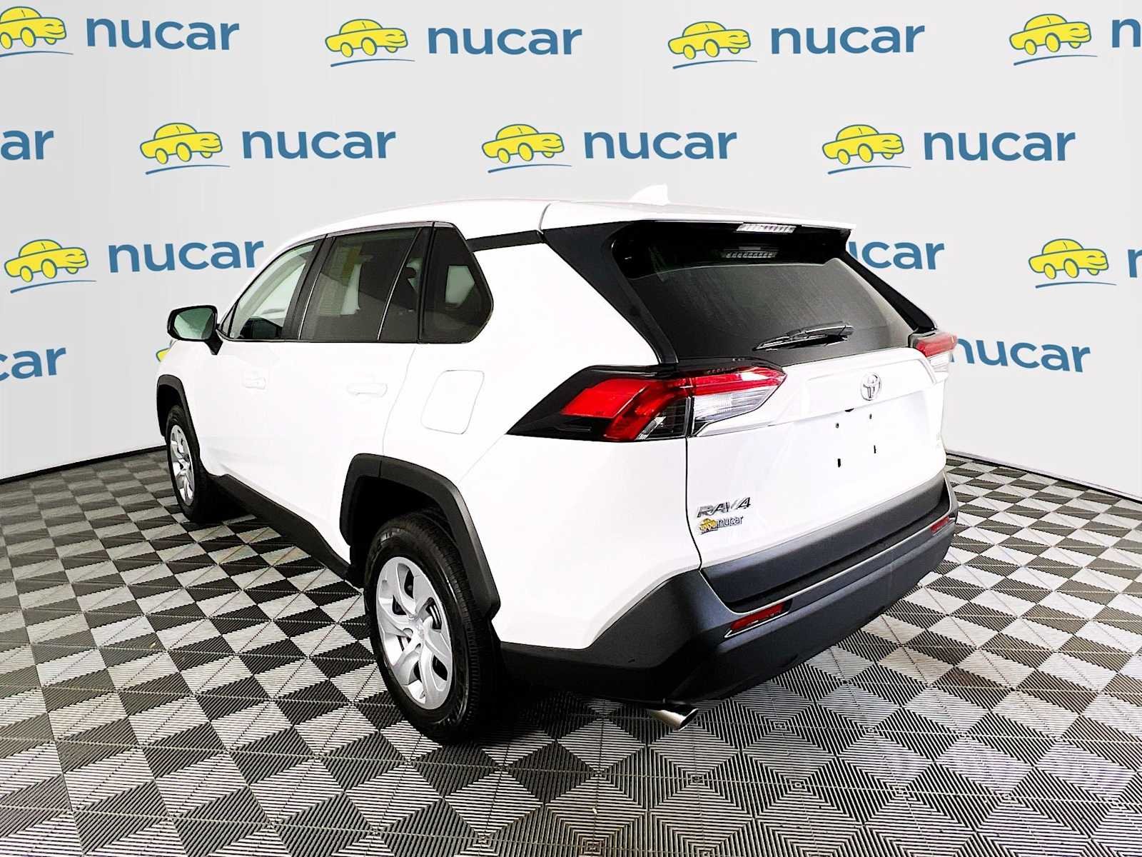 Used 2024 Ice Cap Toyota LE image 5