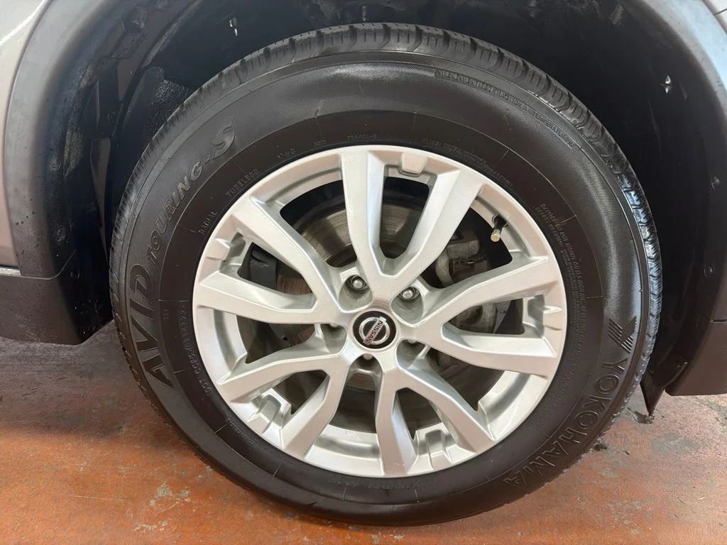 Used 2019 Gun Metallic Nissan SV image 11