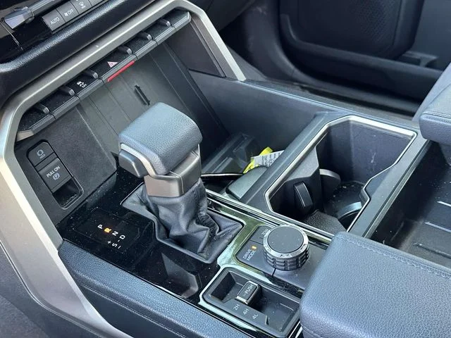2026 Toyota Tundra SR5 - Photo 22