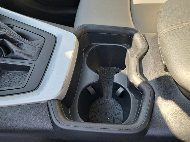 Certified Used 2020  Toyota XLE Premium image 22