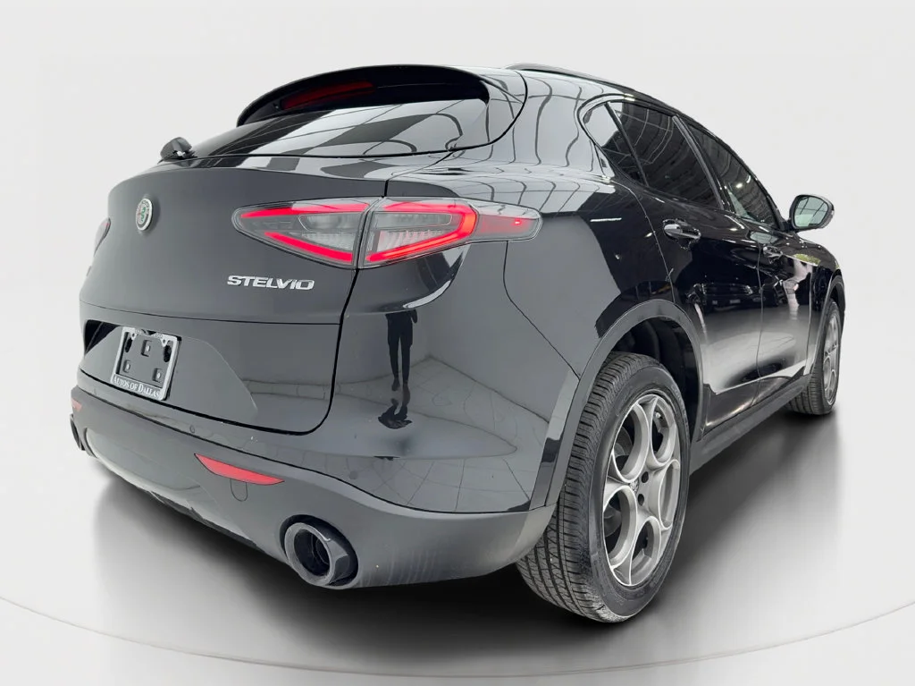 New 2026 Black Alfa Romeo Base image 8