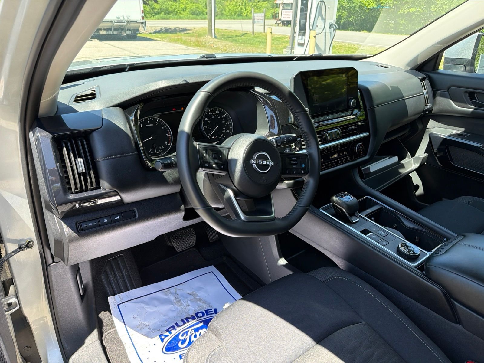 Used 2025 Silver Nissan SV image 24
