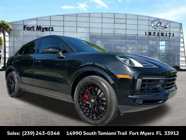 2022 Porsche Cayenne -'s photo