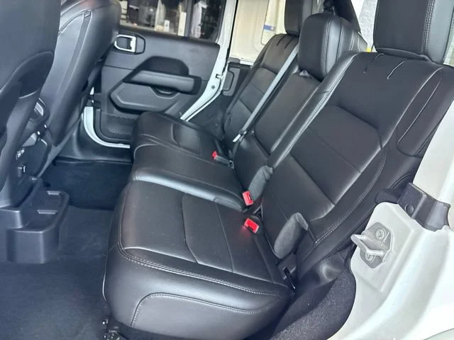 Used 2022 Bright White Clearcoat Jeep Unlimited Sahara Altitude image 12