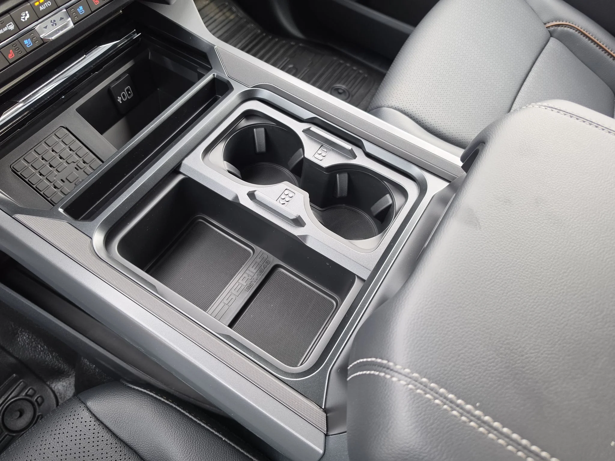 New 2026 Agate Black Metallic Ford F-250® Lariat® image 25