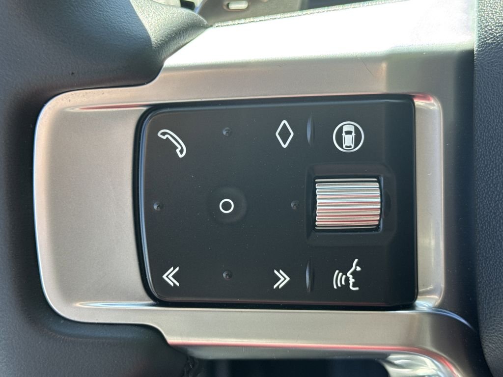 Used 2025 White Land Rover S image 25