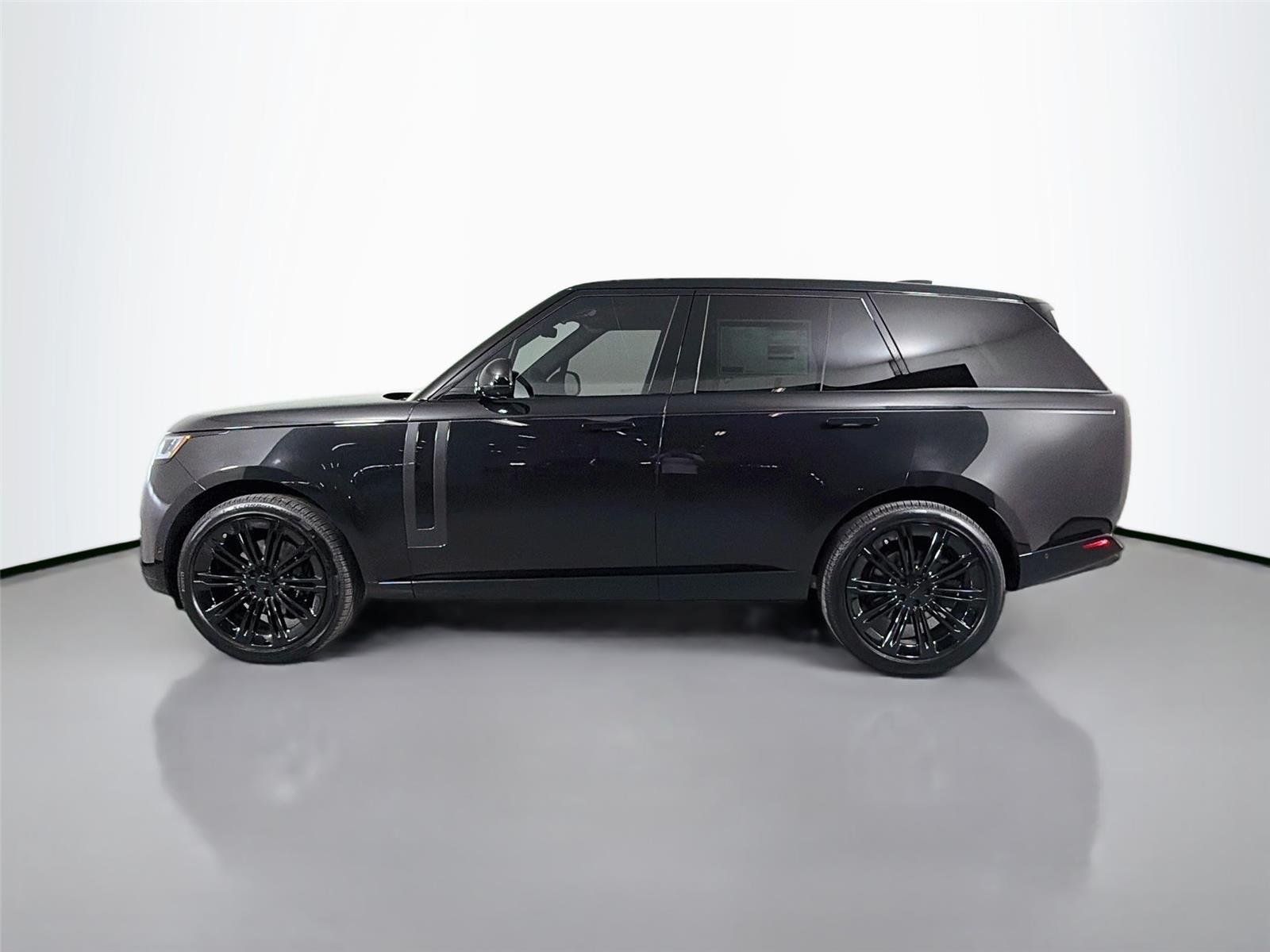New 2026 Fuji White Land Rover SE image 8