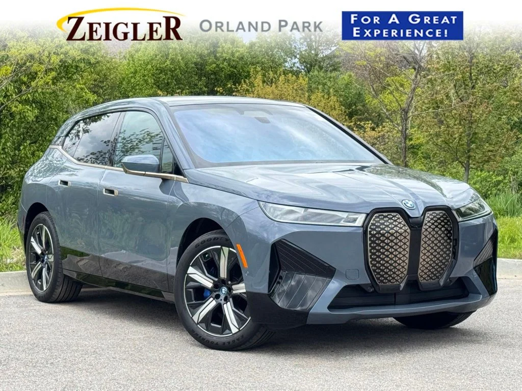 2024 BMW iX