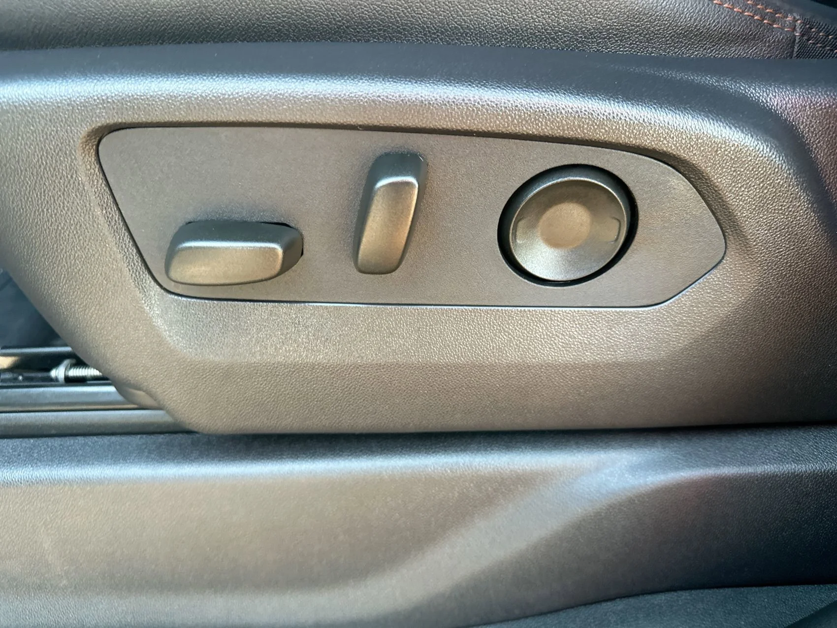 2024 GMC Sierra 1500 AT4 - Photo 11