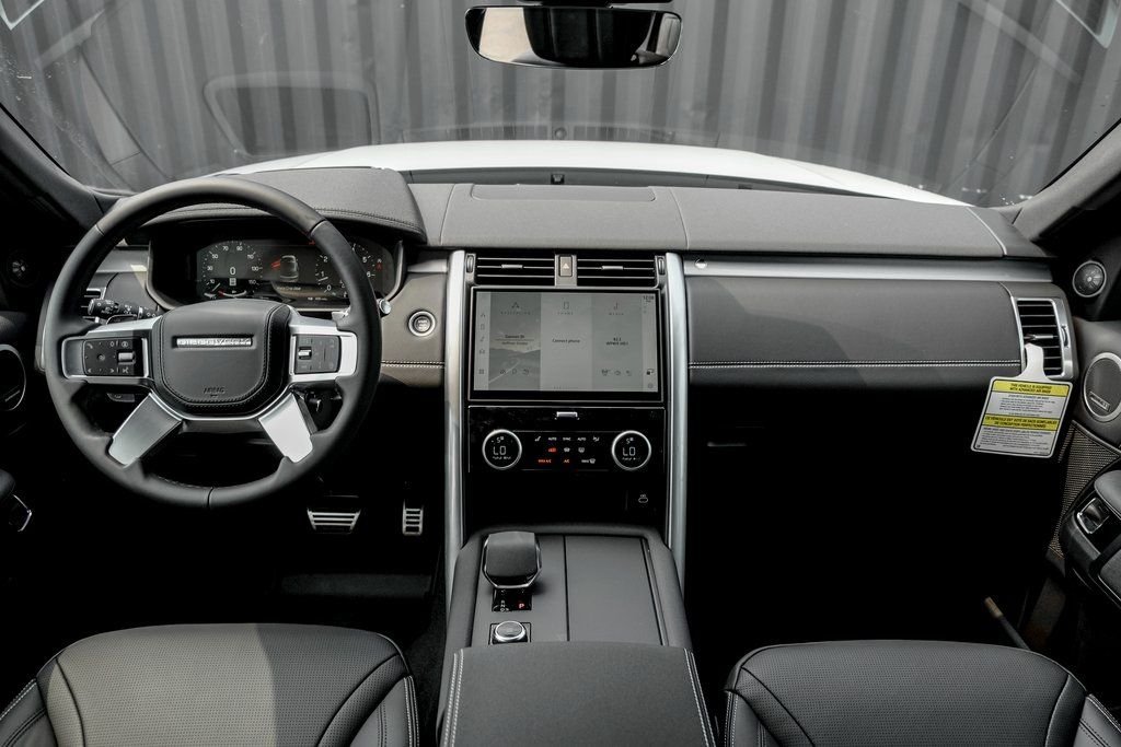 2025 Land Rover Discovery Dynamic SE - Photo 20