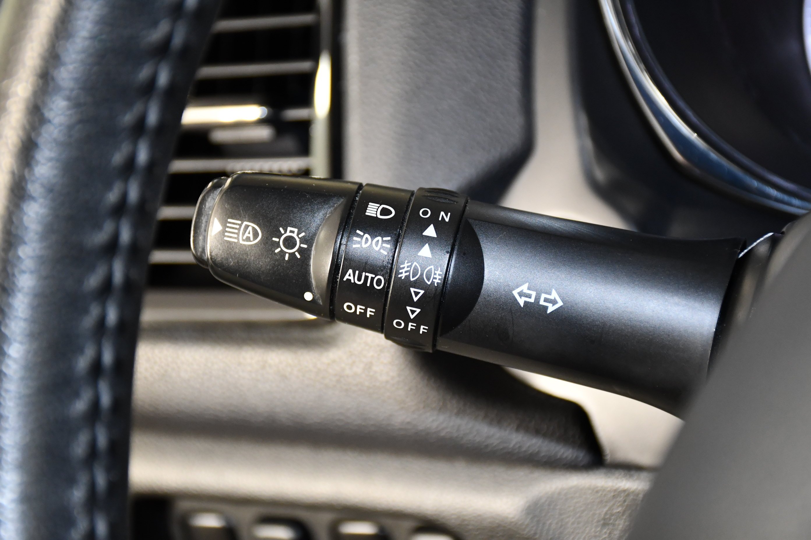 Certified Used 2024 Black Mitsubishi SE image 22