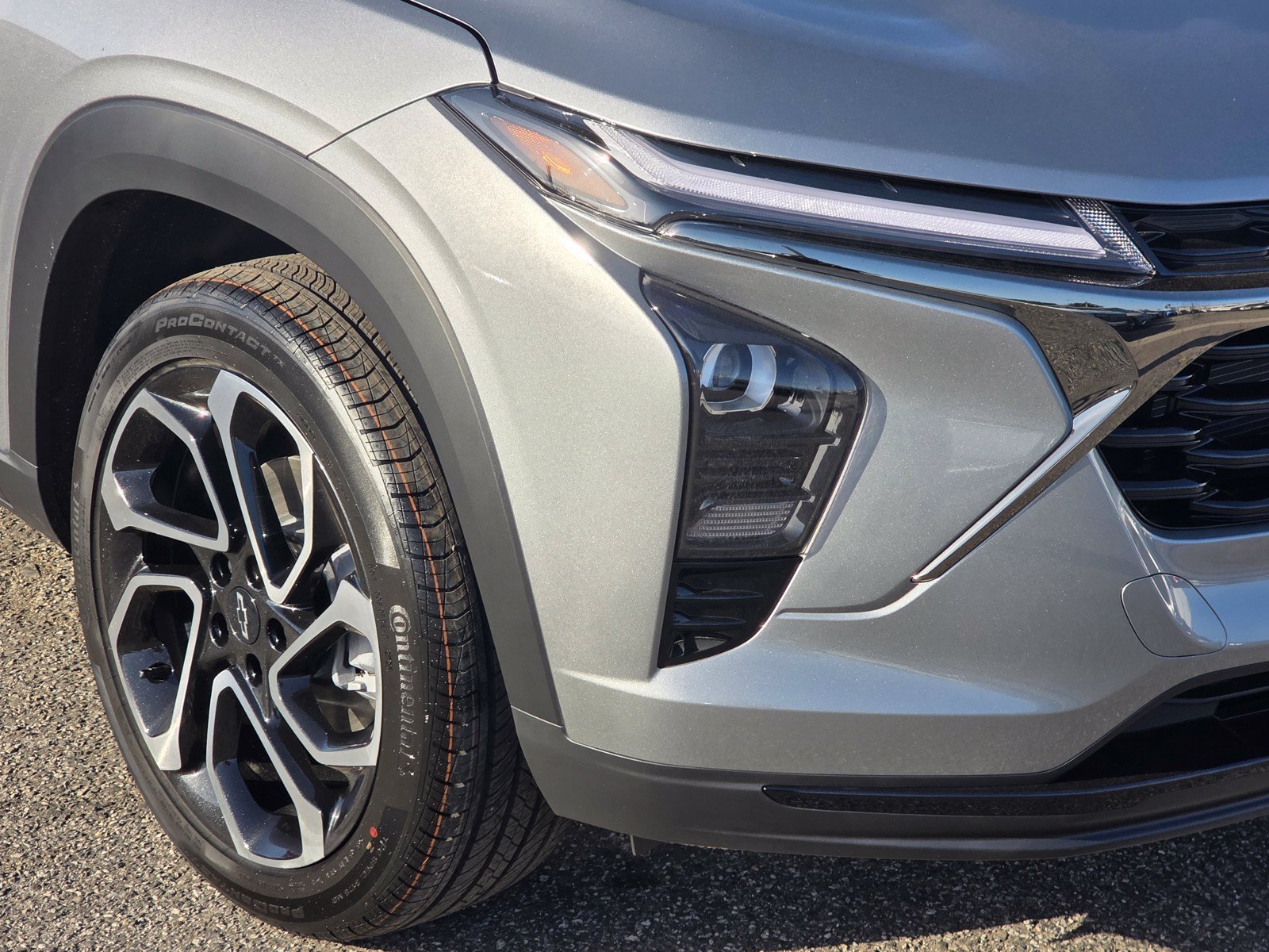 2026 Chevrolet Trax RS - Photo 8