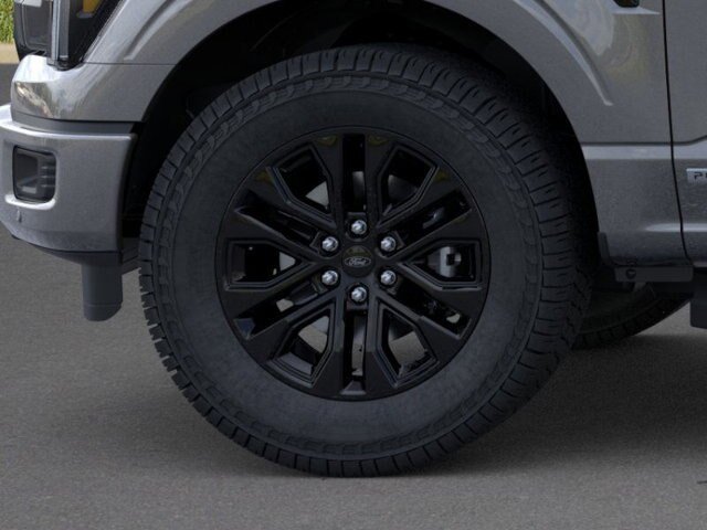 New 2026 Carbonized Gray Metallic Ford LARIAT image 40