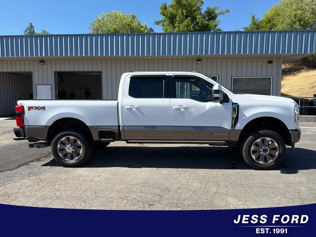 Used 2023 Oxford White Ford King Ranch image 7