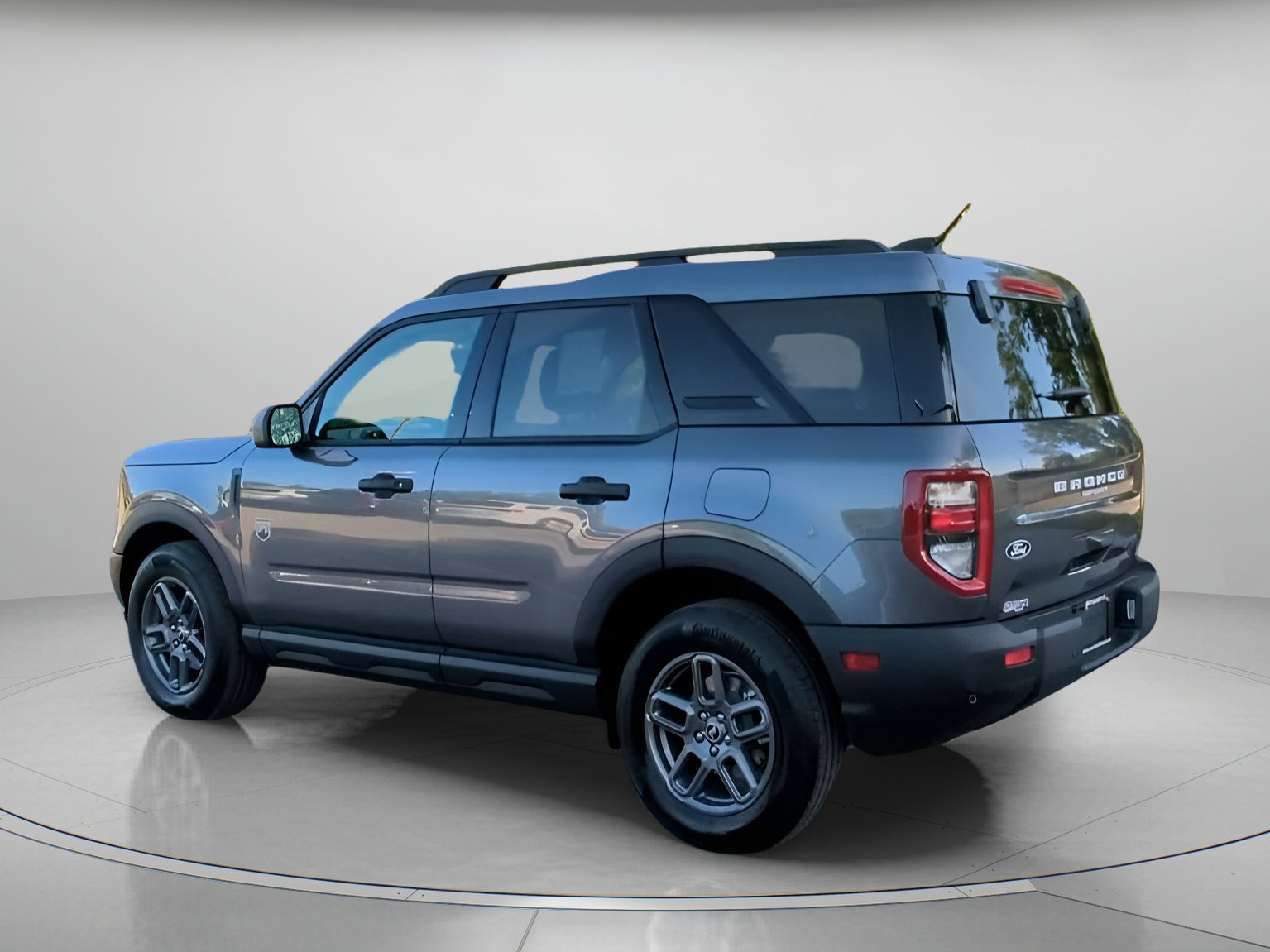 New 2026 Carbonized Gray Metallic Ford Big Bend® image 17