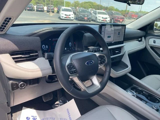 New 2026 Space White Metallic Ford Active image 14