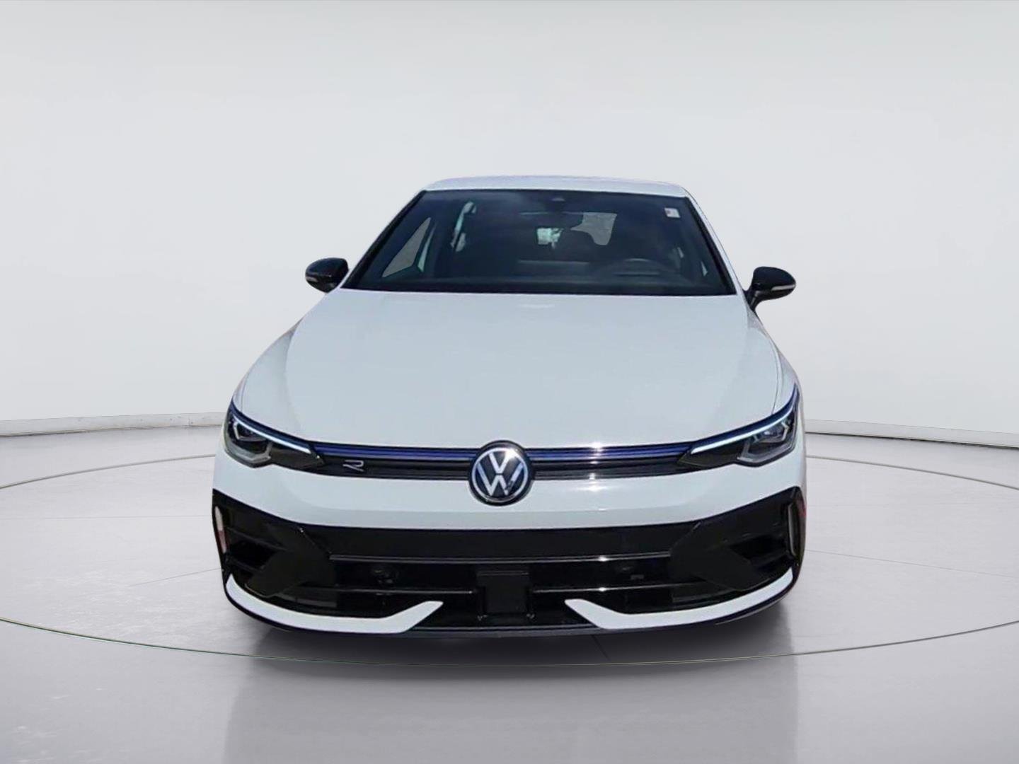 2025 Volkswagen Golf R photo 3 of 32