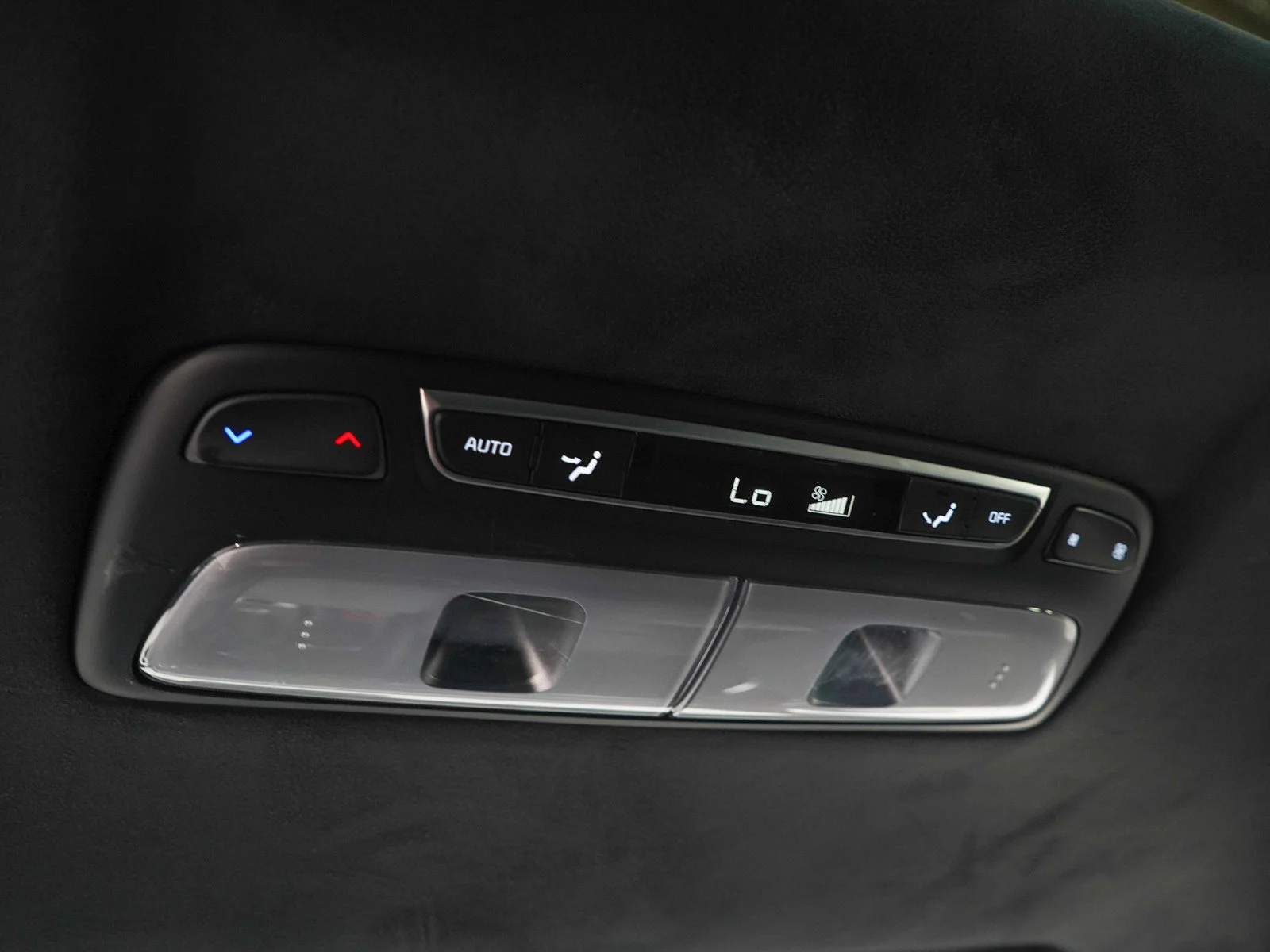 Used 2024 Glacial White Pearl Kia SX Prestige X-Line AWD image 18