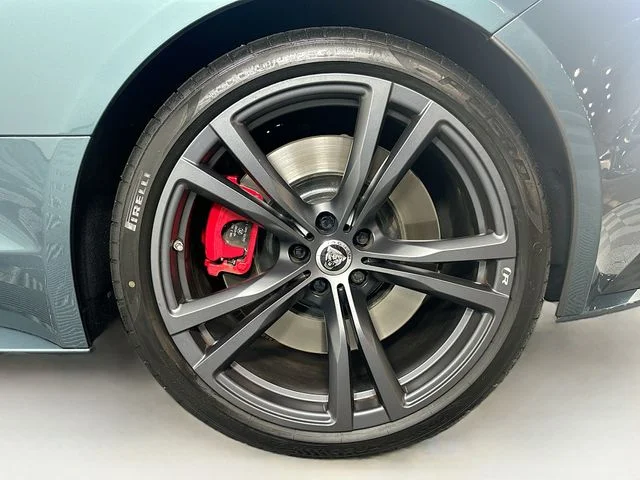 2024 Jaguar F-Type R75 - Photo 30