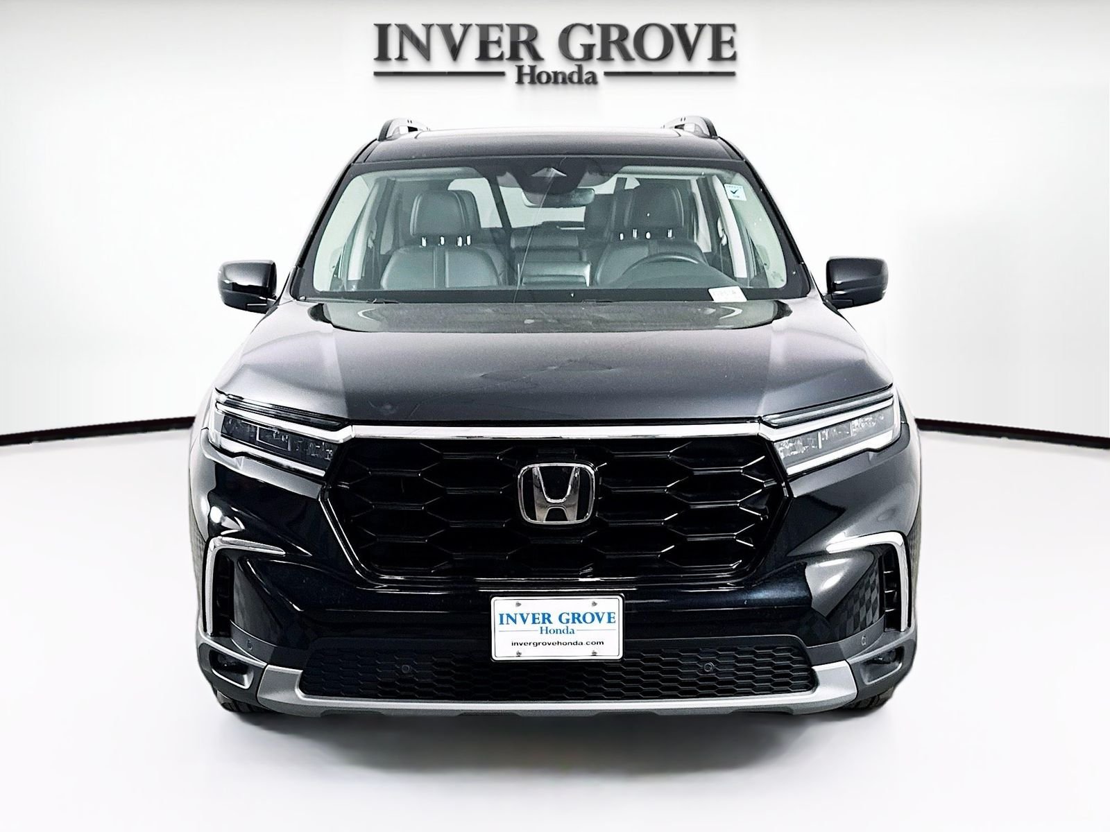Used 2025 Honda Pilot Touring with VIN 5FNYG1H77SB112000 for sale in Inver Grove Heights, Minnesota