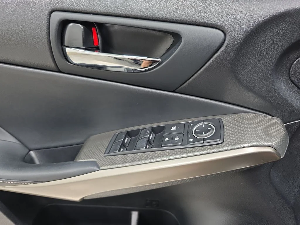 Used 2014 Obsidian Lexus 350 image 28