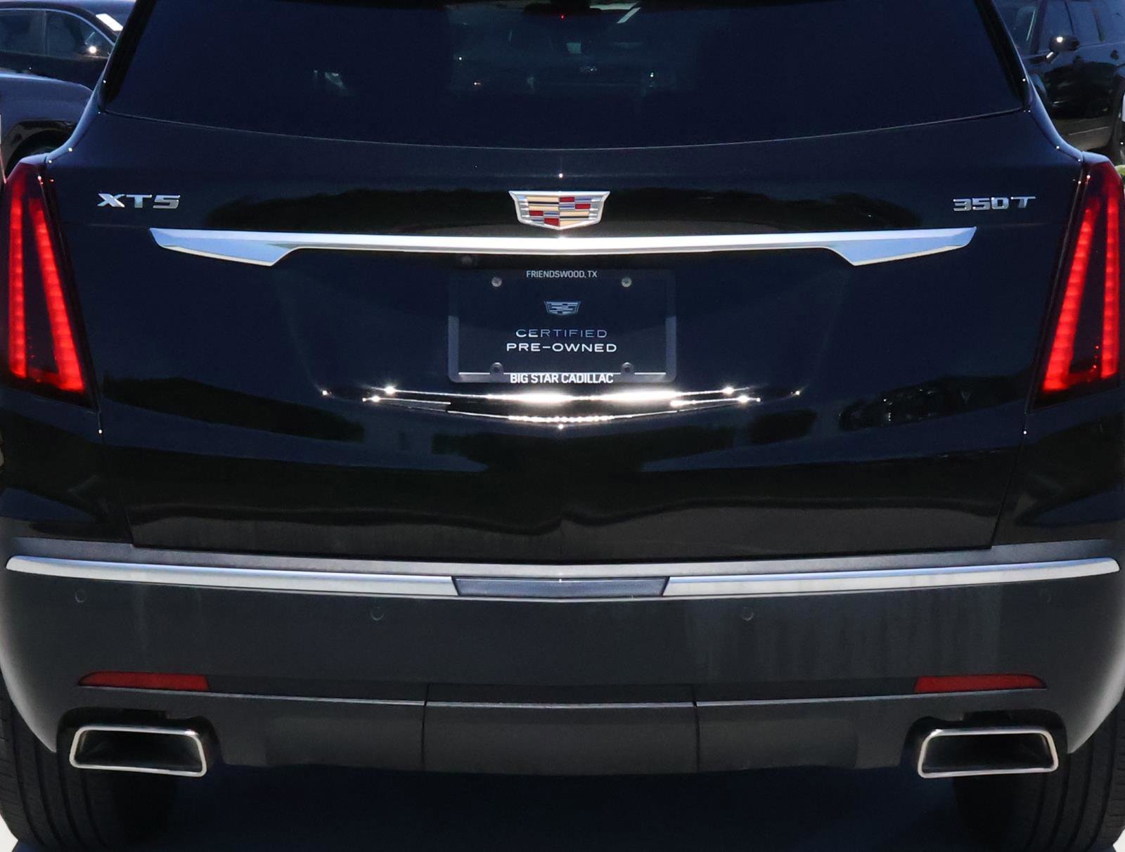 Used 2025 Stellar Black Metallic Cadillac Luxury image 9
