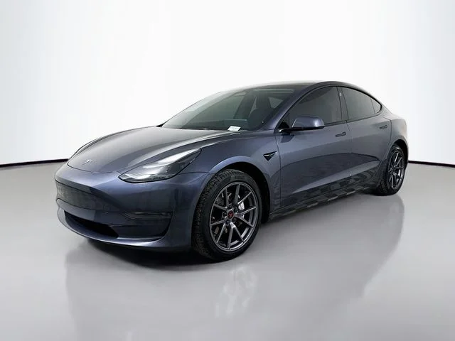 2023 Tesla Model 3 -'s photo