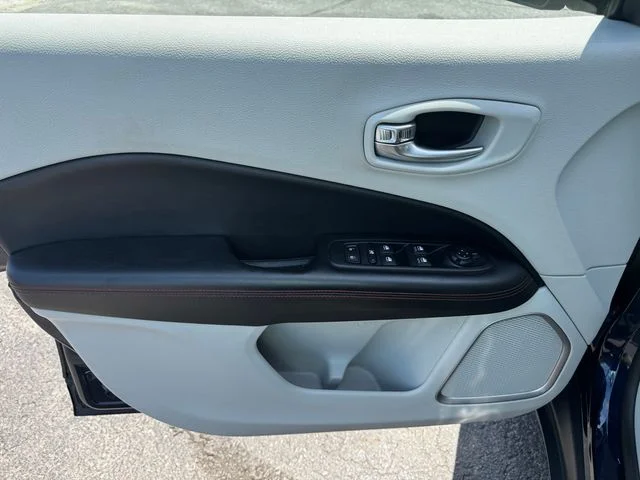 Certified Used 2019 Blue Jeep Limited image 20