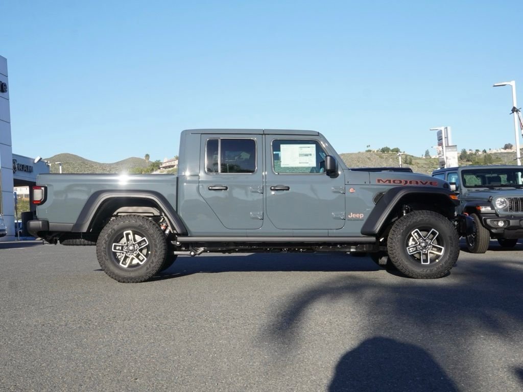 New 2026 Anvil Clear-Coat Exterior Paint Jeep Mojave image 2