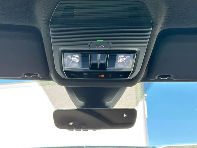 2026 Volkswagen Atlas Cross Sport SEL R-LINE - Photo 32