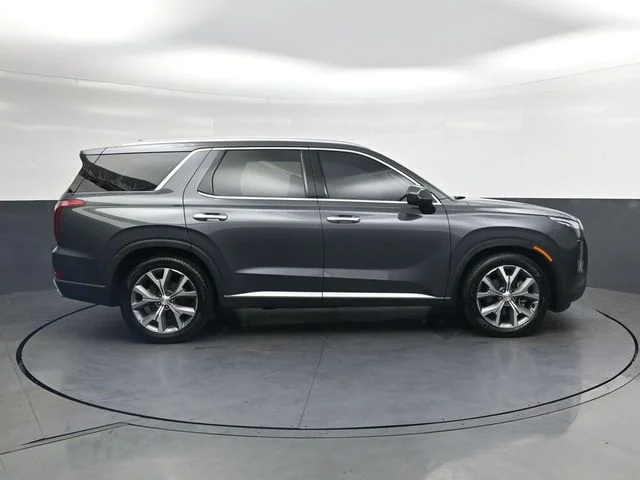 Used 2022 Green Hyundai SEL image 3