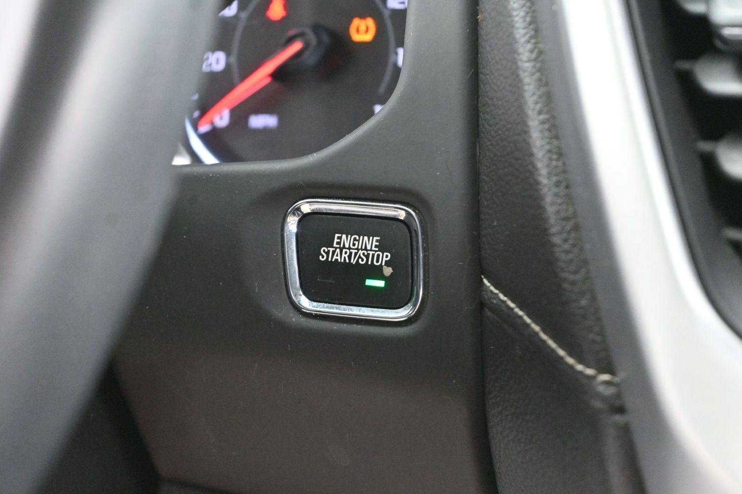 Used 2019 Summit White GMC SLT image 27