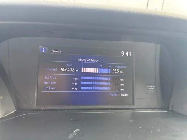 Used 2016  Honda LX image 4