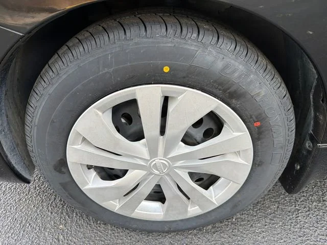 Used 2024 Black Nissan 1.6 S image 11