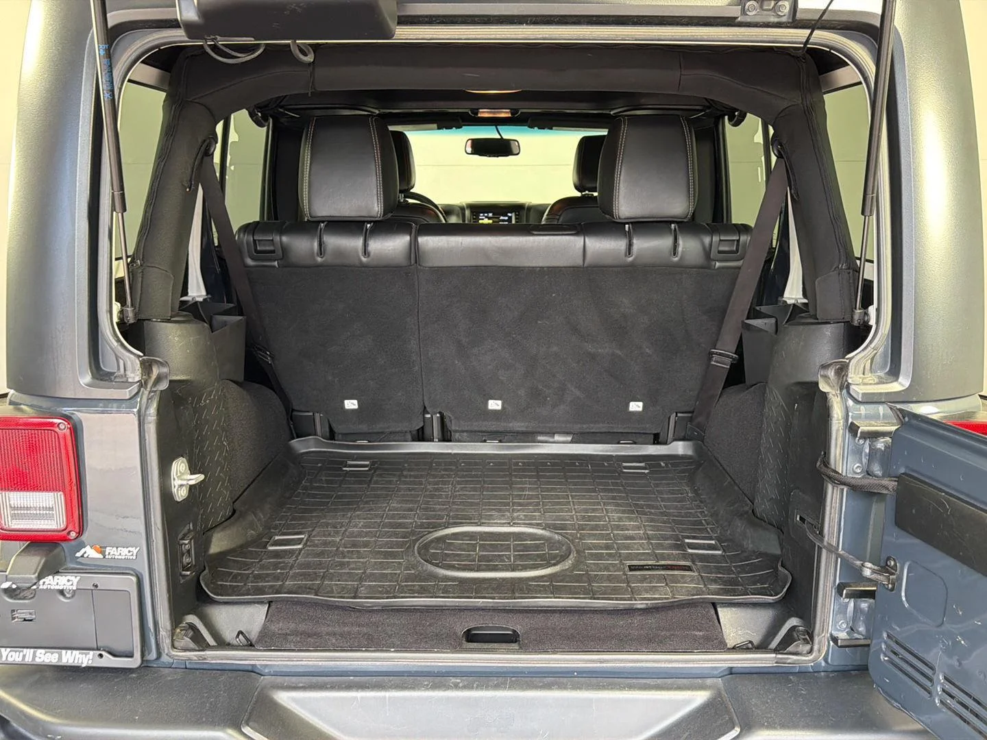 Used 2017 Rhino Clearcoat Jeep Rubicon Hard Rock image 8