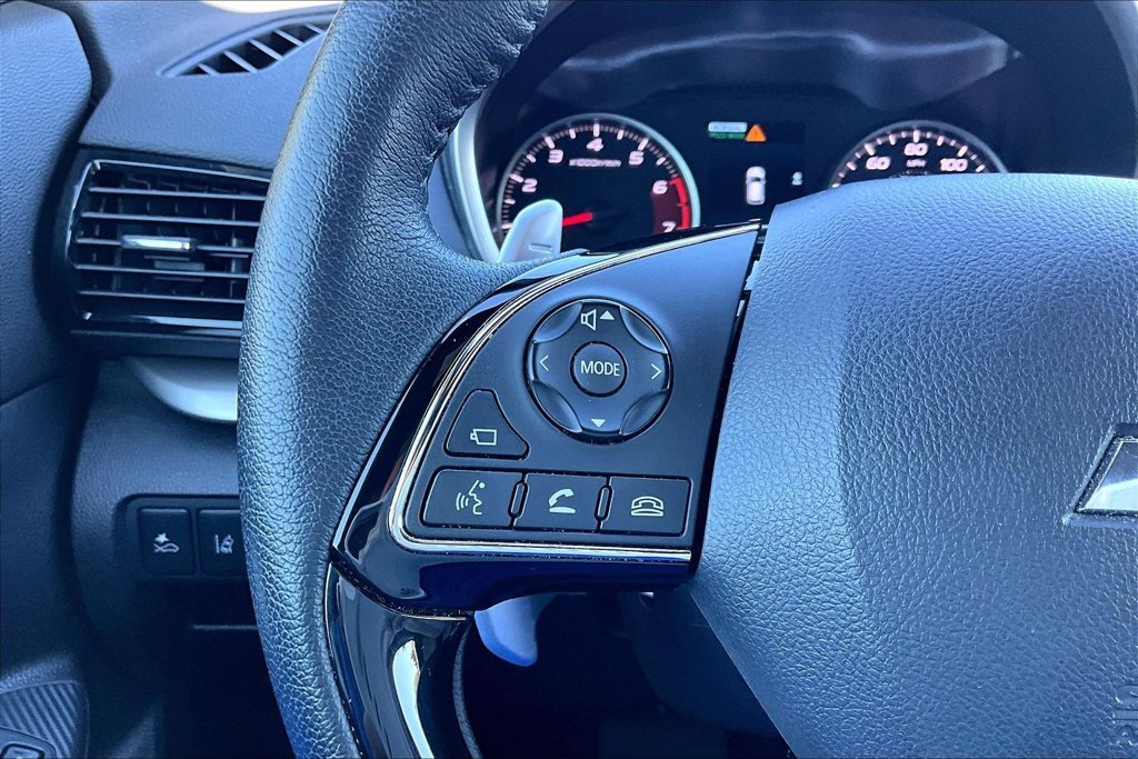 Used 2025 Gray Mitsubishi  image 21