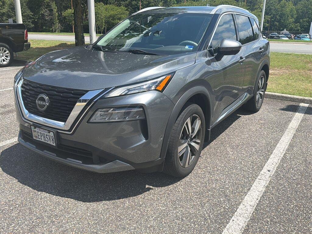 Used 2023 Gun Metallic Nissan SL image 19