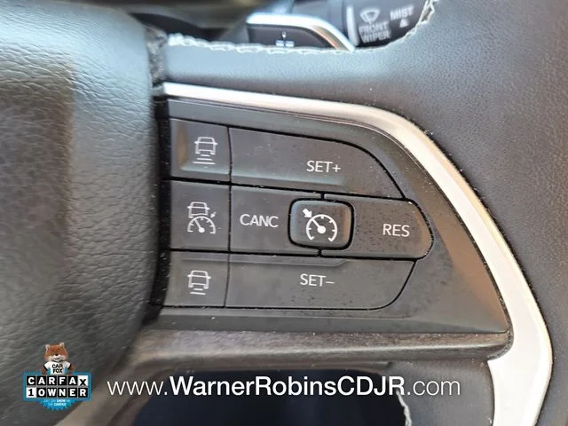 Used 2023 Gray Jeep Limited image 30