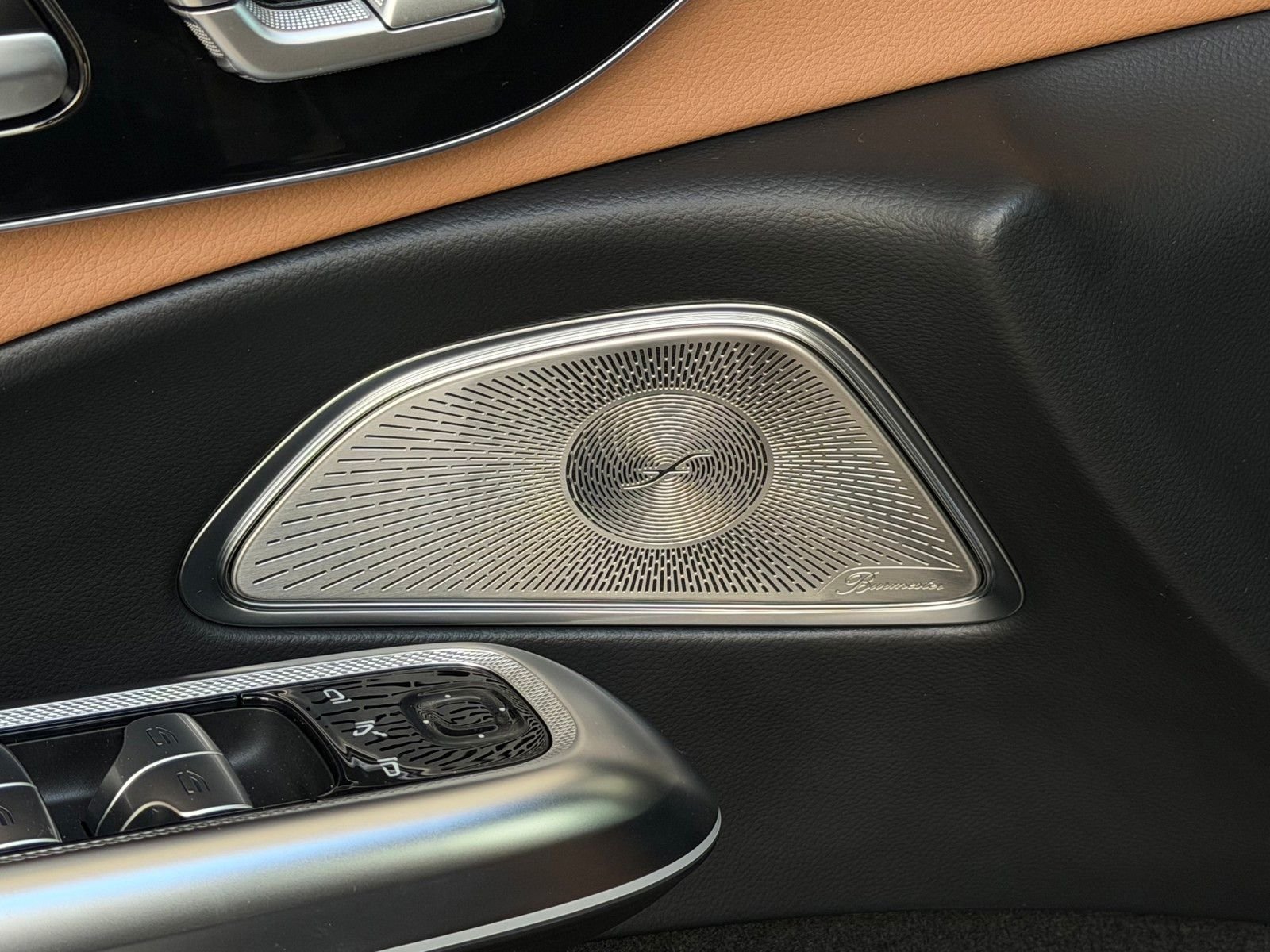 New 2026 Nautical Blue Metallic Mercedes-Benz E 350 image 13