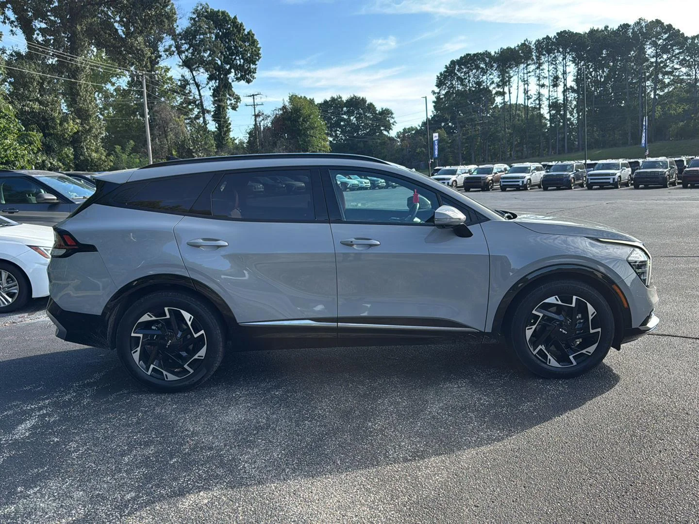 Used 2024 Wolf Gray Kia SX-Prestige image 2