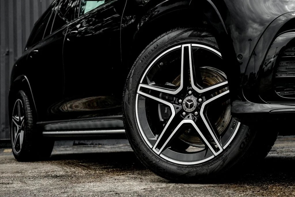 New 2026 Obsidian Black Metallic Mercedes-Benz GLS 450 image 7