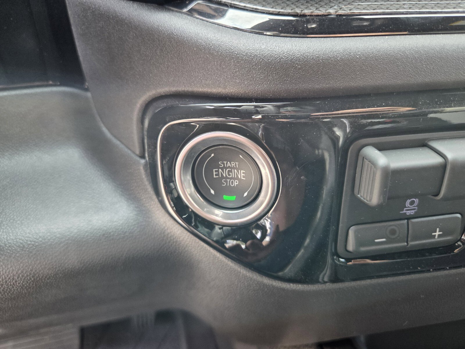 2026 Chevrolet Silverado 1500 ZR2 - Photo 29